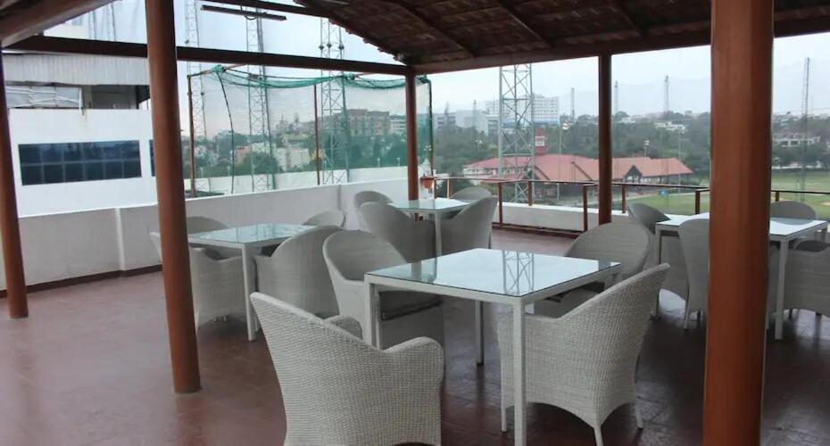 Mak Hotel Bangalore Dış mekan fotoğraf