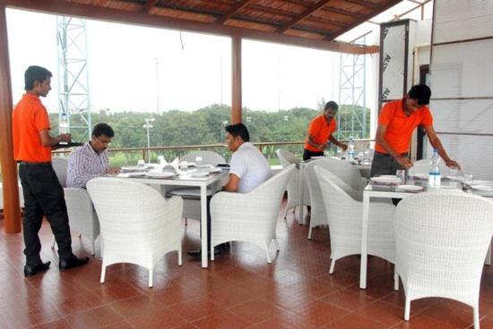 Mak Hotel Bangalore Dış mekan fotoğraf