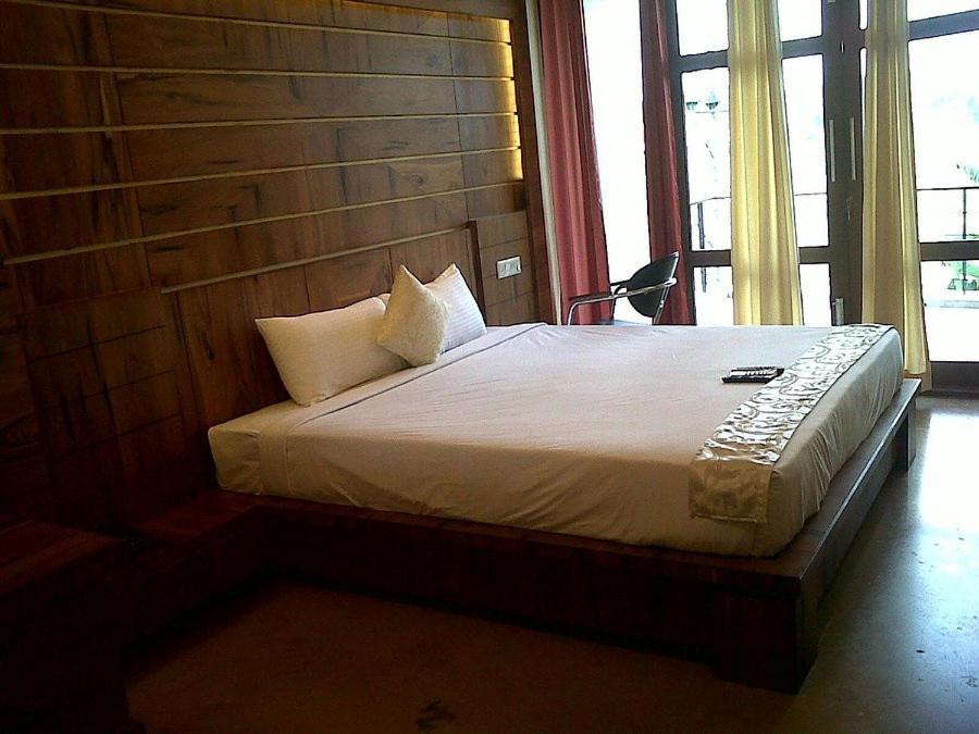 Mak Hotel Bangalore Dış mekan fotoğraf
