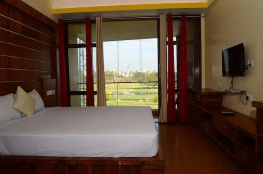 Mak Hotel Bangalore Dış mekan fotoğraf